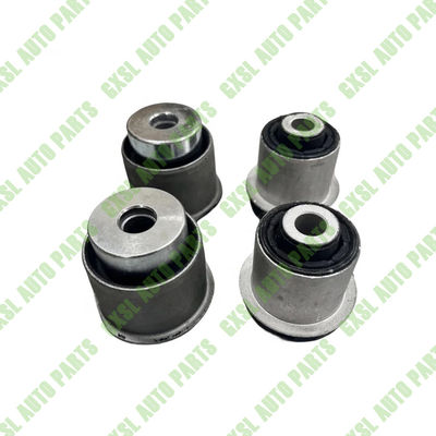 For Maserati Quattroportem156 Ghiblim157 Underhanging Swing Arm Rubber Sleeve OEM 673007126 673007127