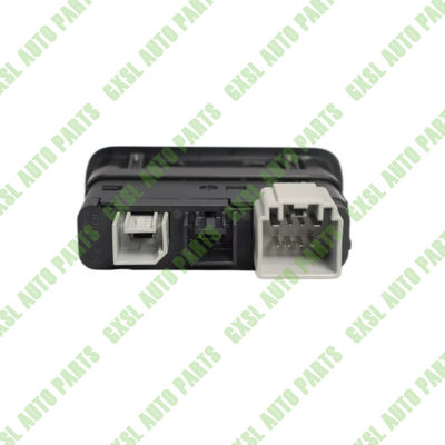 Για Maserati Ghibli M157 2017-2022 Κεντρική κονσόλα AUX USB Connect Μοντέλο Ενότητα OEM 670102009 670152831